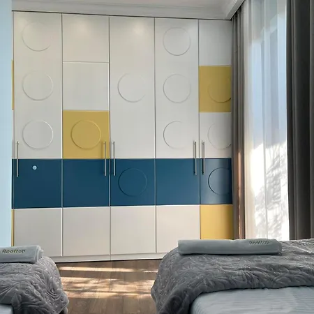 Rooftop Light Apartment